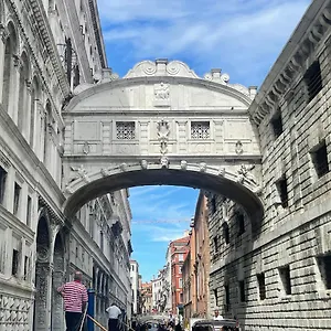  Apartamento Ca' Ai Sospiri Italia