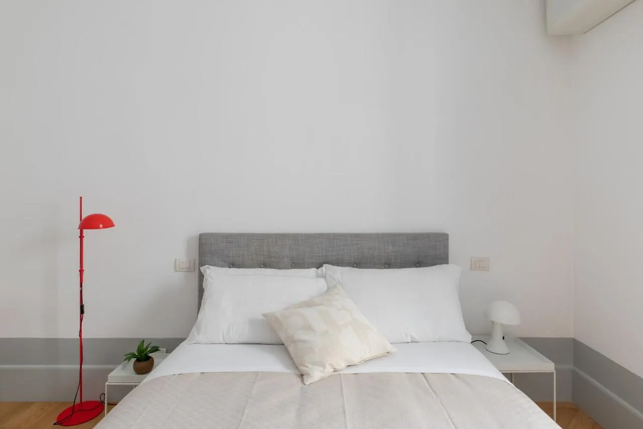 Апартаменты Iflat Charming Flat Close To Campo De' Fiori Рим